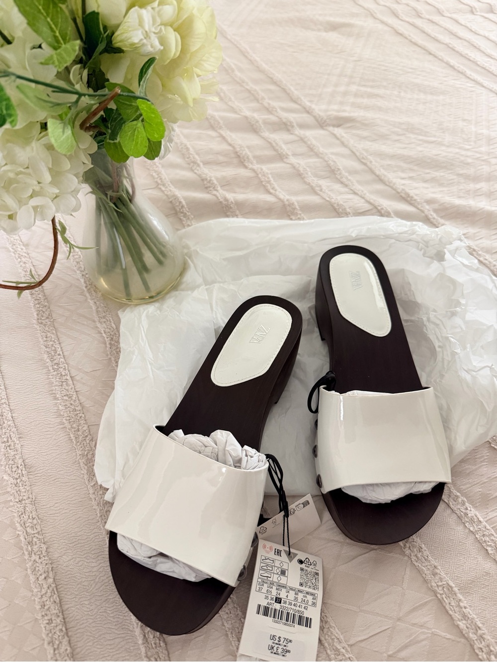 Zara White Patent Leather Platform Mules with Dark Wood-Look Sole.NWT
